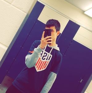 Meet your Posher, Devin